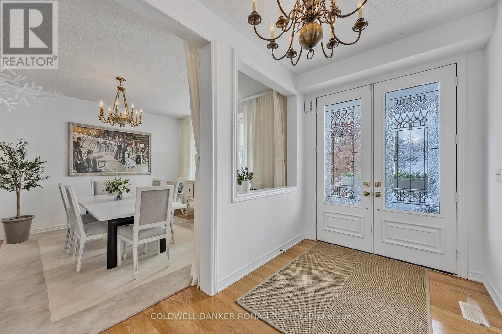 71 Cauthers Crescent, New Tecumseth, Ontario  L9R 0L2 - Photo 3 - N13526224