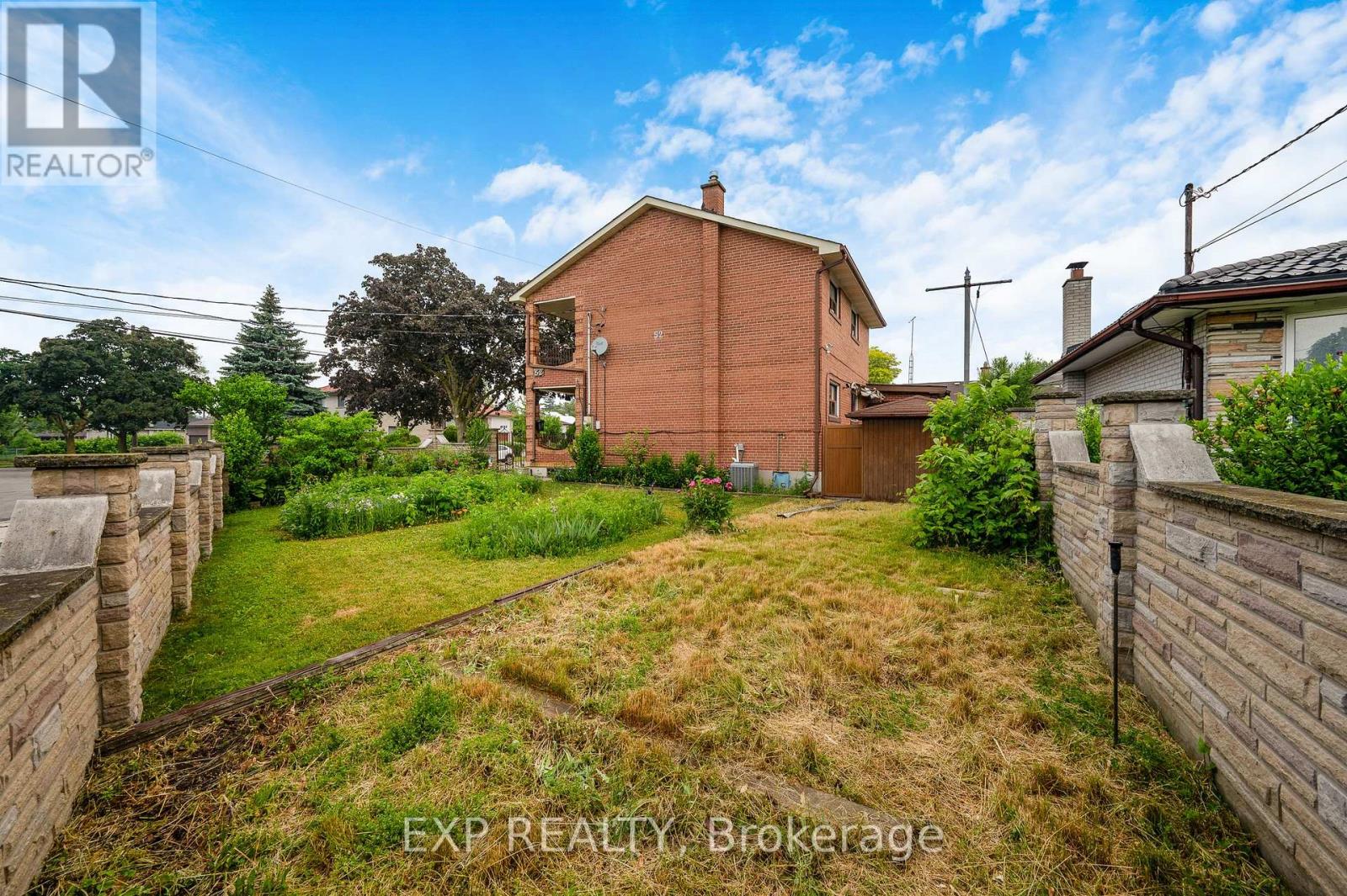 52 Storer Drive, Toronto, Ontario M9M 1X5 - Photo 2 - W13646638