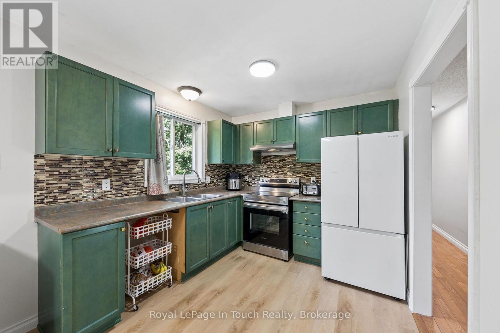 4 Eplett Street, Severn, Ontario  L0K 1E0 - Photo 20 - S13649226