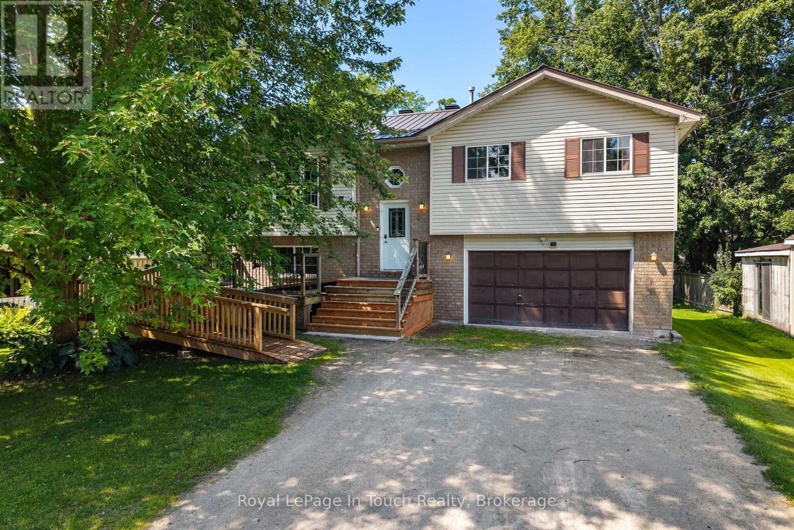 4 Eplett Street, Severn, Ontario  L0K 1E0 - Photo 3 - S13649226