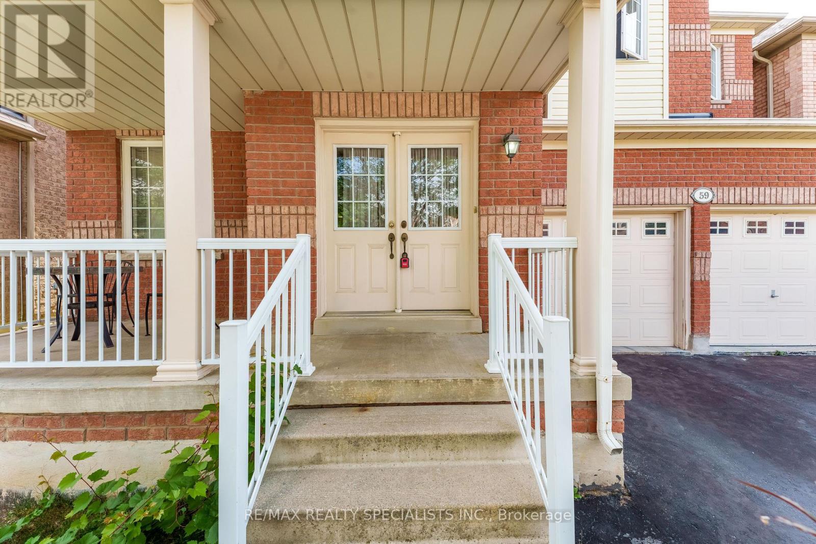 59 Masters Green Crescent, Brampton, Ontario  L7A 3K6 - Photo 2 - W13647088