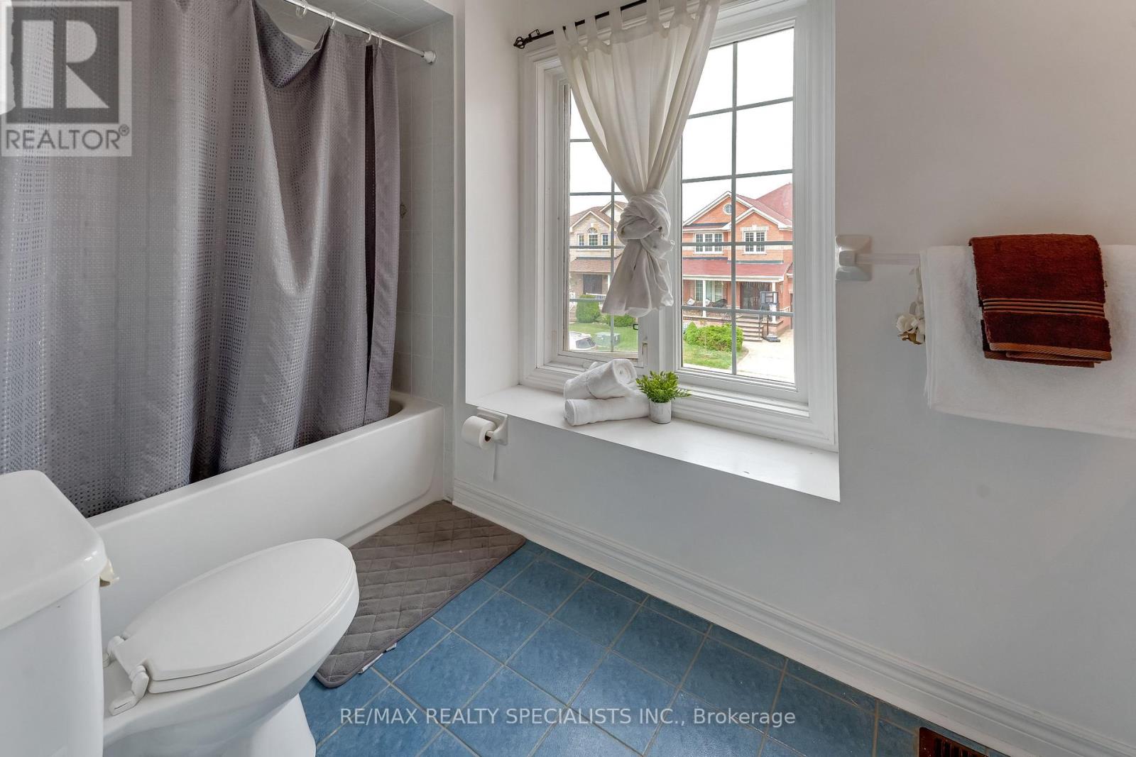 59 Masters Green Crescent, Brampton, Ontario  L7A 3K6 - Photo 24 - W13647088