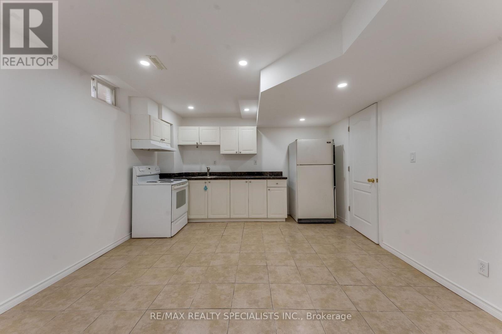 59 Masters Green Crescent, Brampton, Ontario  L7A 3K6 - Photo 39 - W13647088