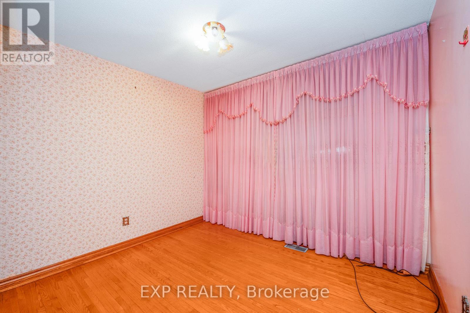 52 Storer Drive, Toronto, Ontario M9M 1X5 - Photo 27 - W13646638