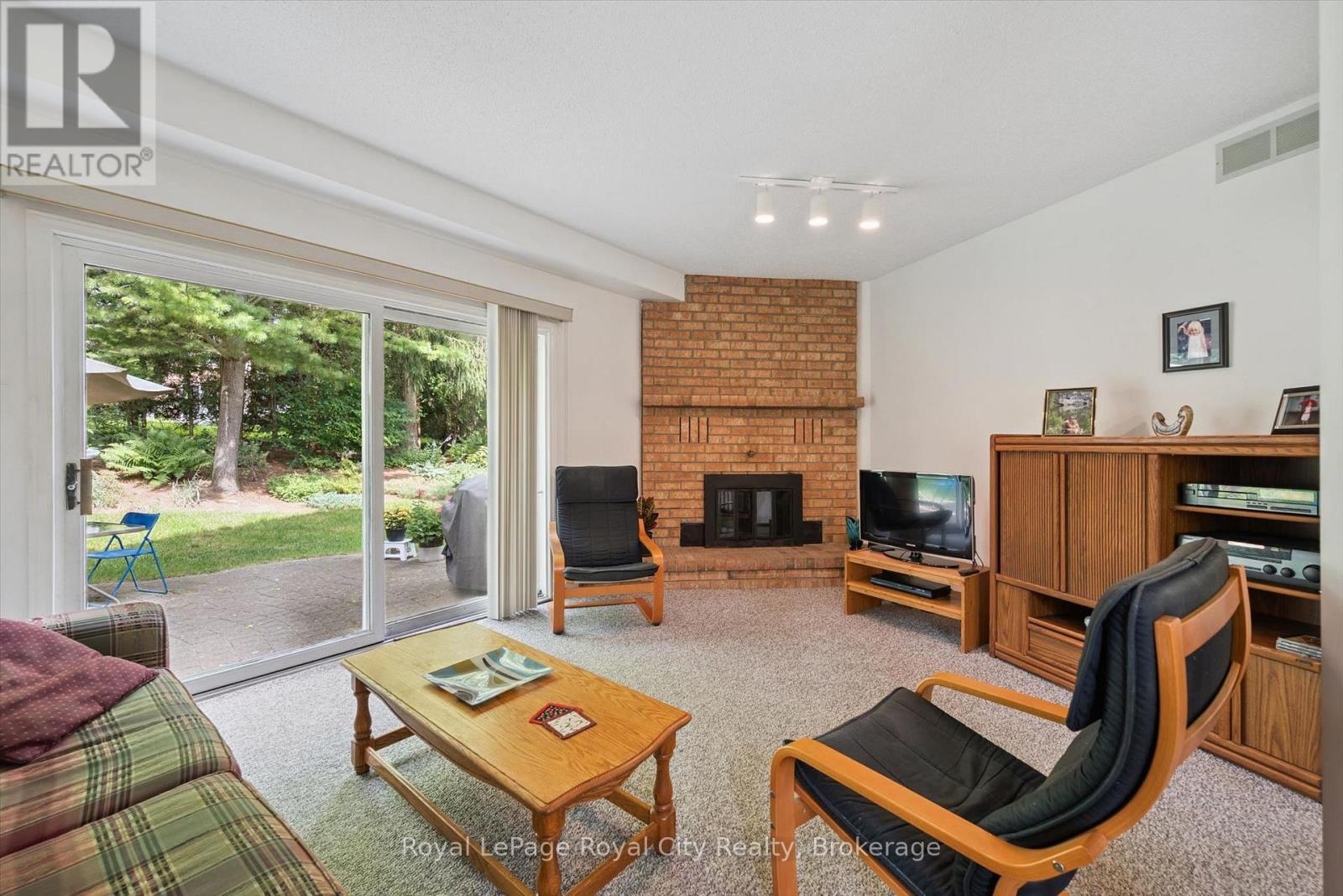 8 Mollison Court, Guelph, Ontario  N1C 1A7 - Photo 15 - X13649168
