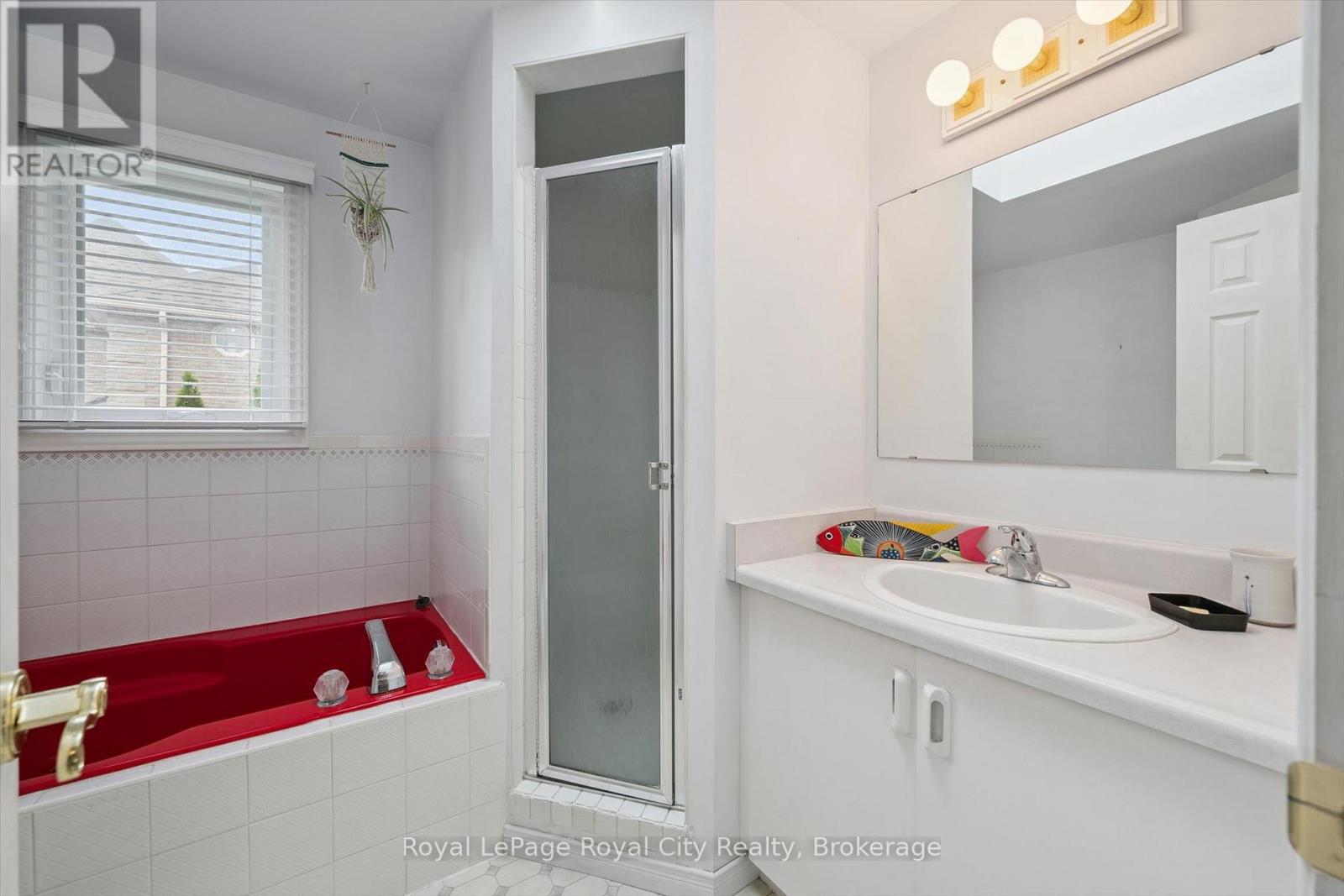 8 Mollison Court, Guelph, Ontario  N1C 1A7 - Photo 19 - X13649168