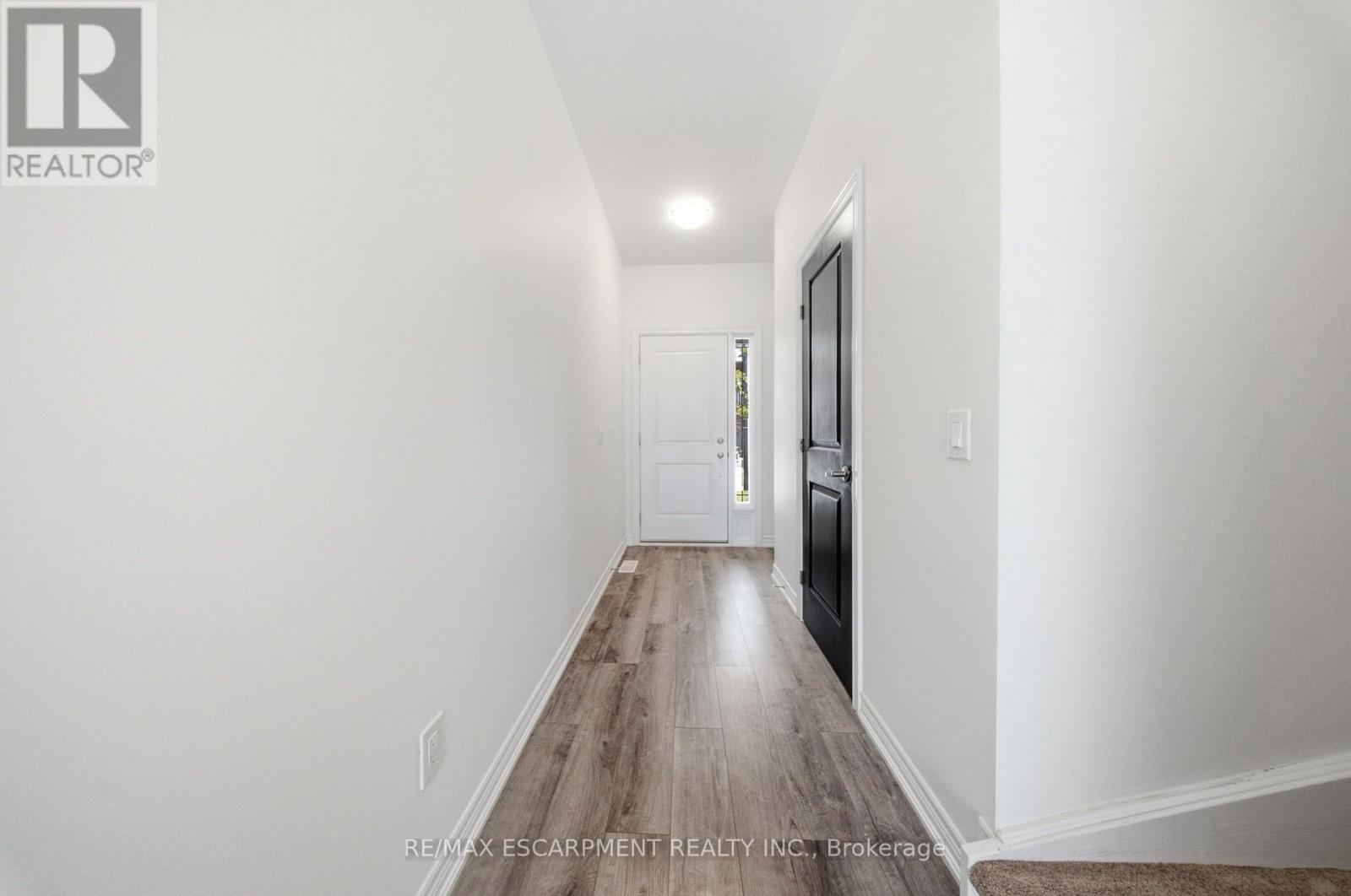 18 - 27 Rachel Drive, Hamilton, Ontario  L8E 0K6 - Photo 4 - X13649198