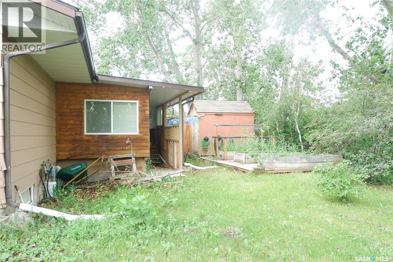 235 King Street, Coronach, Saskatchewan  S0H 0Z0 - Photo 32 - SK044676
