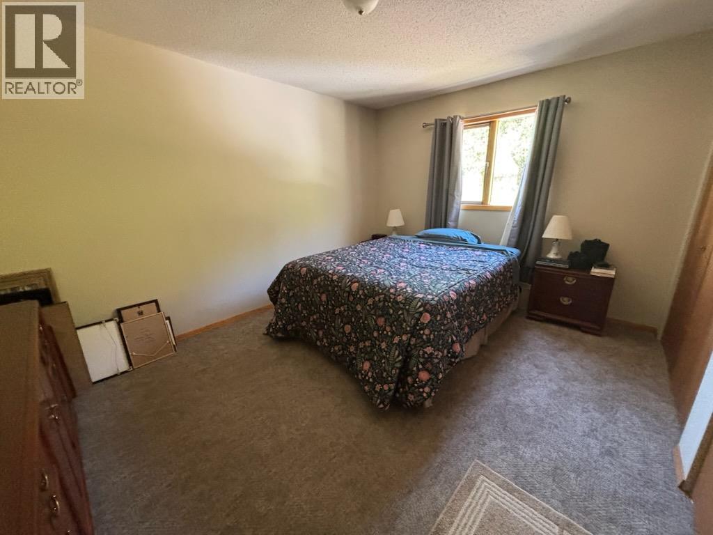 3195 Hairsine Road, Grand Forks, British Columbia  V0H 1H2 - Photo 9 - 10393309