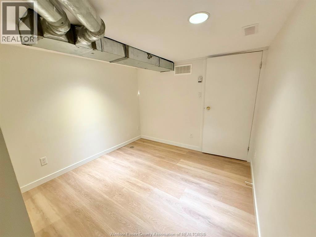 427 Cameron, Windsor, Ontario  N9B 1Y9 - Photo 24 - 26019158