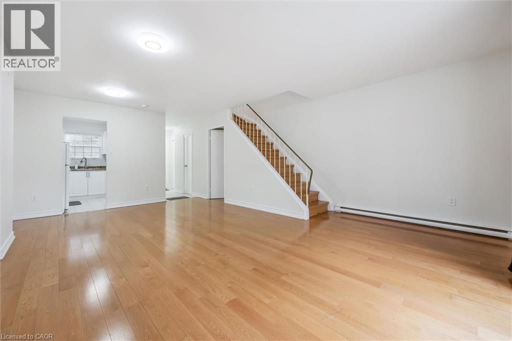 178 Westcourt Place, Waterloo, Ontario N2L 2R7 - Photo 10 - 40854013