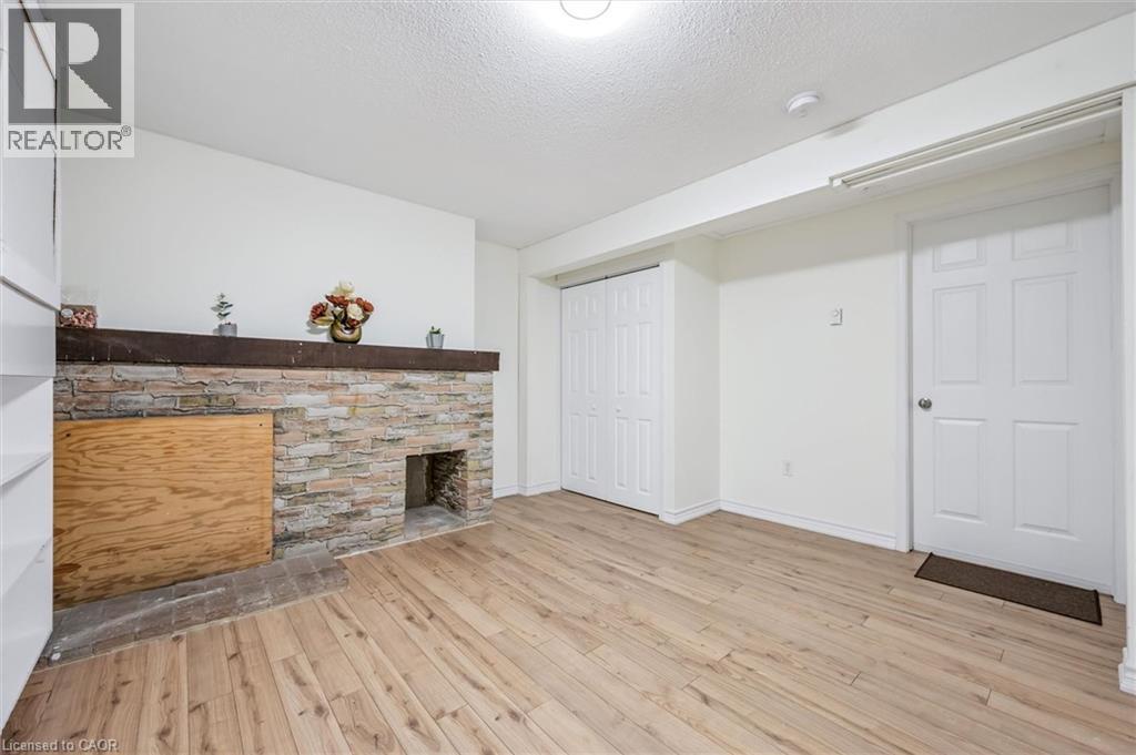 178 Westcourt Place, Waterloo, Ontario N2L 2R7 - Photo 29 - 40854013