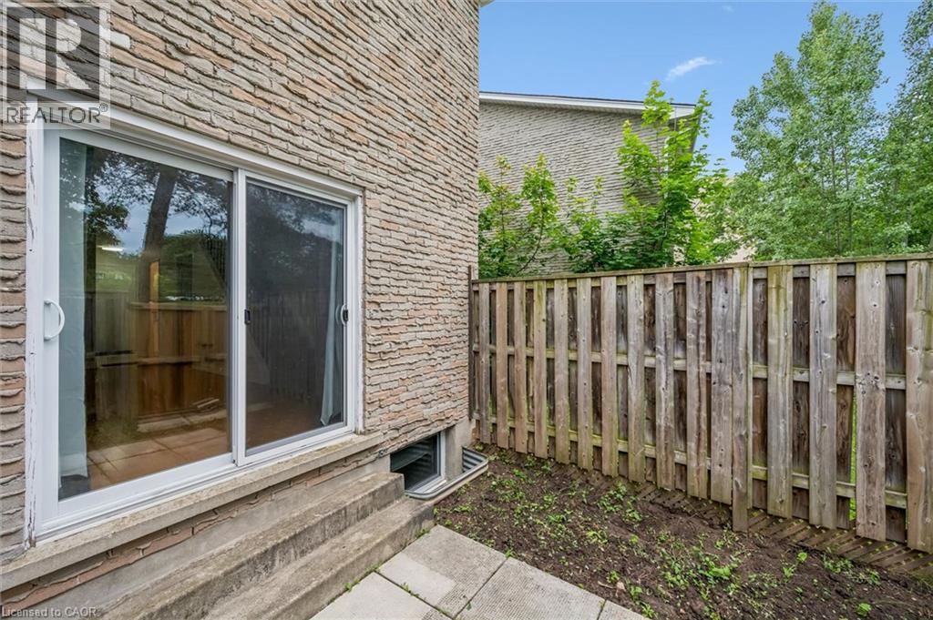178 Westcourt Place, Waterloo, Ontario N2L 2R7 - Photo 37 - 40854013