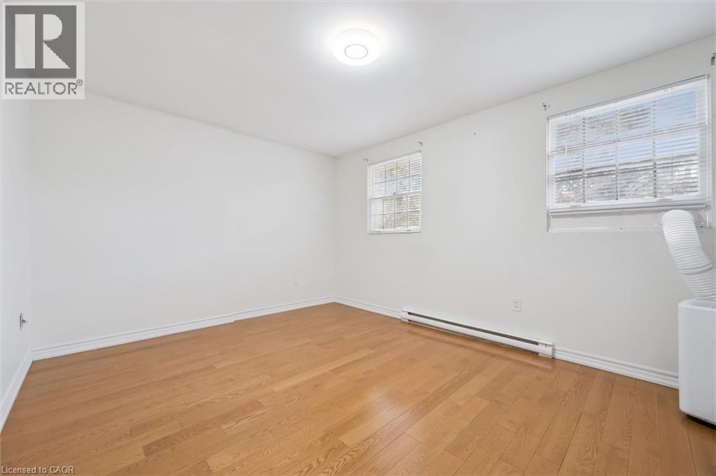 178 Westcourt Place, Waterloo, Ontario N2L 2R7 - Photo 19 - 40854013