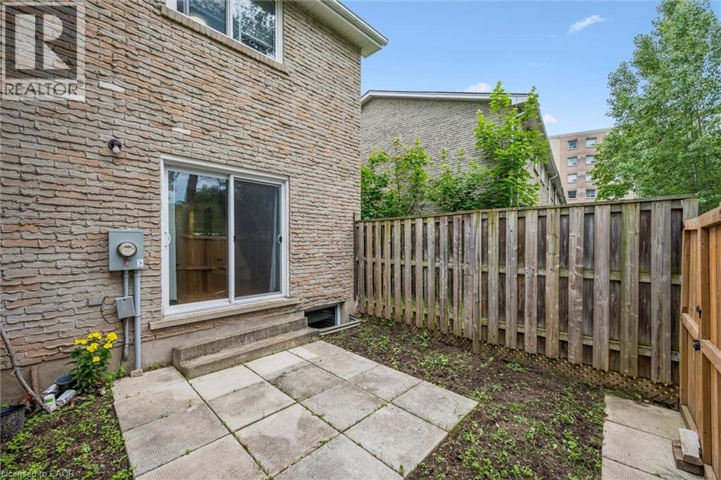 178 Westcourt Place, Waterloo, Ontario N2L 2R7 - Photo 35 - 40854013
