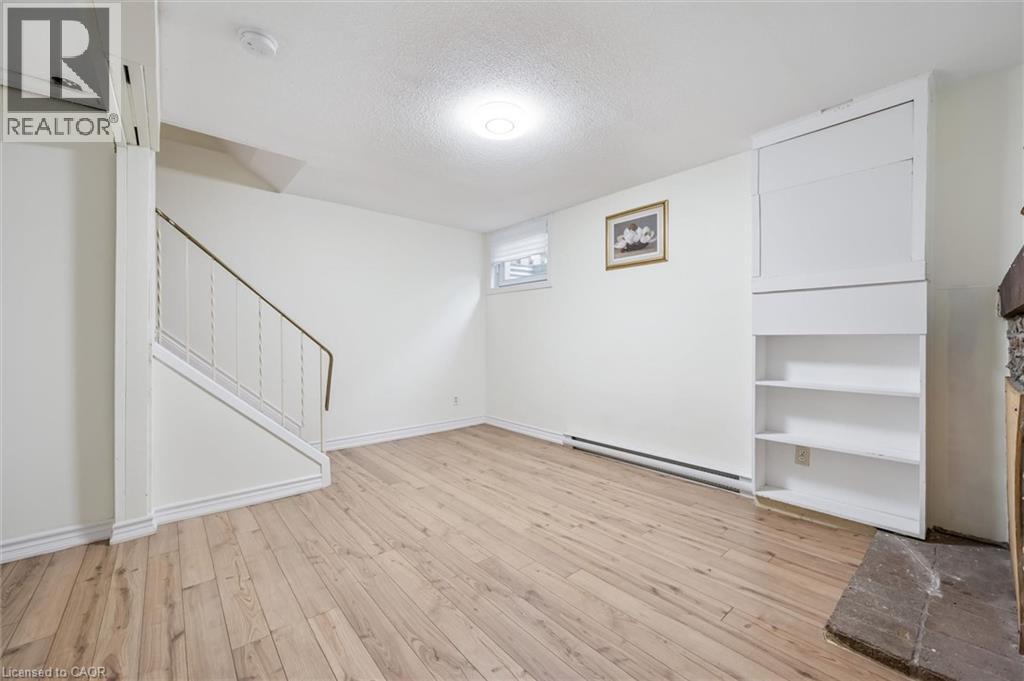 178 Westcourt Place, Waterloo, Ontario N2L 2R7 - Photo 31 - 40854013