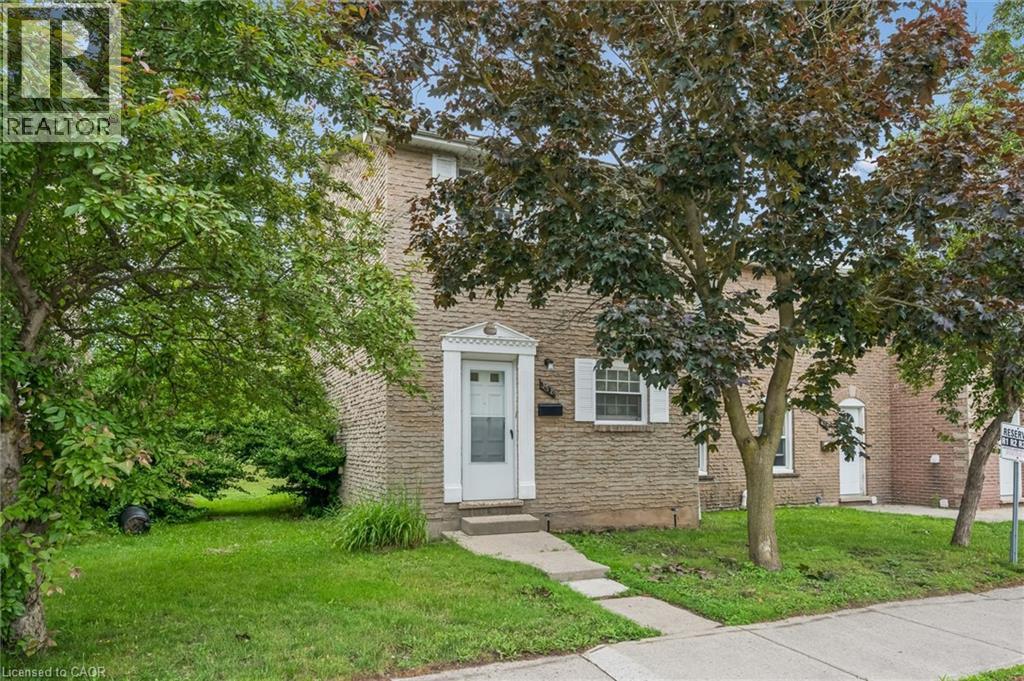 178 Westcourt Place, Waterloo, Ontario N2L 2R7 - Photo 2 - 40854013