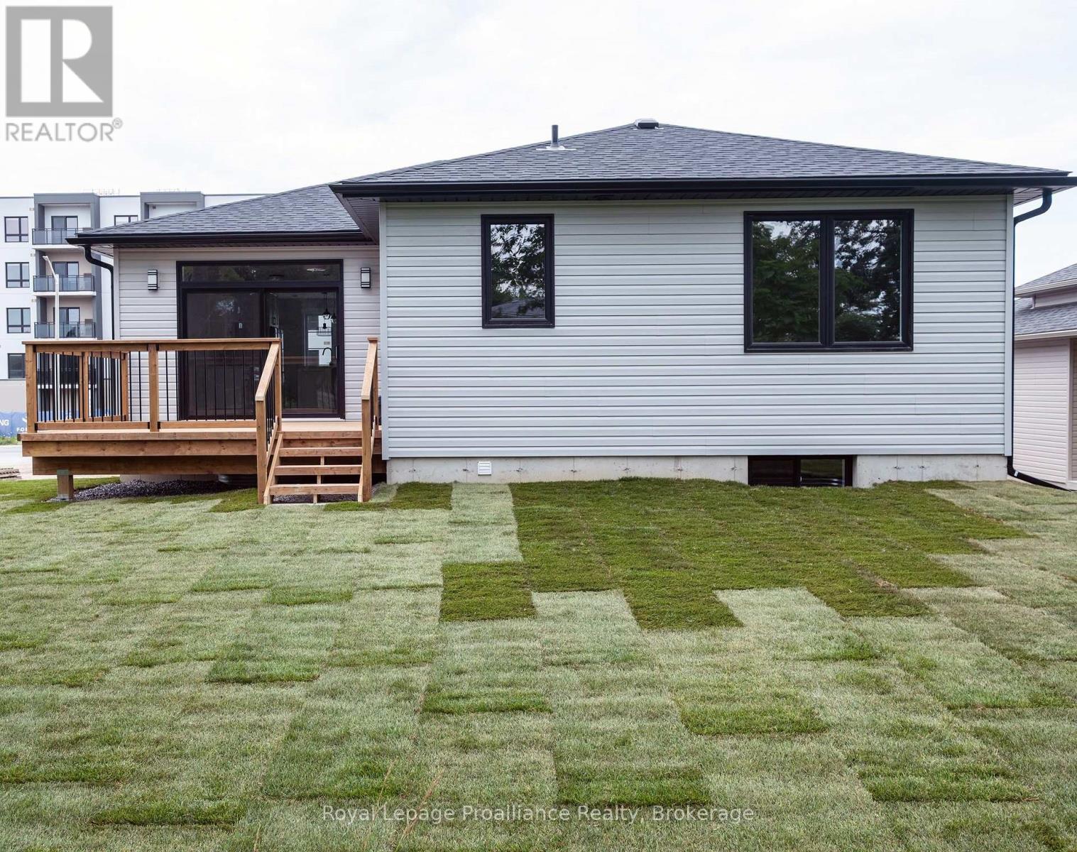 A - 166 Sienna Avenue, Belleville, Ontario  K0K 0J7 - Photo 29 - X13567056