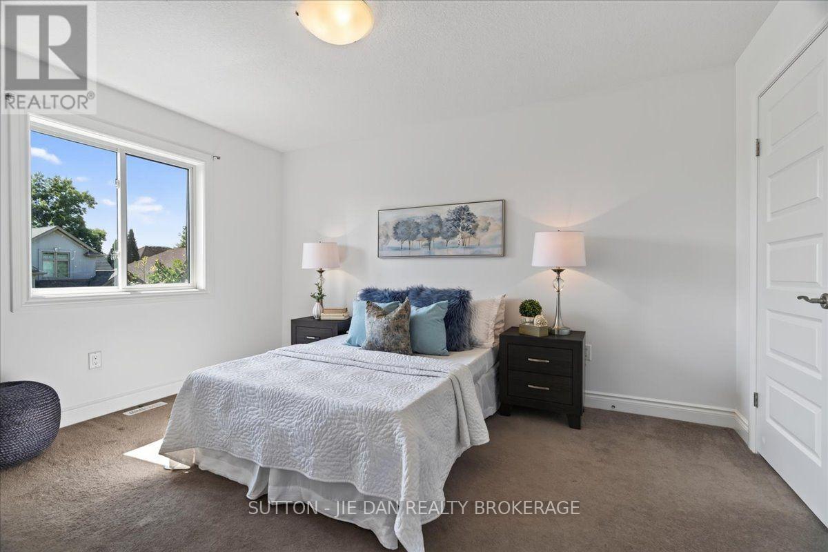 1304 Eagletrace Drive, London North, Ontario  N6G 0E9 - Photo 24 - X13649392