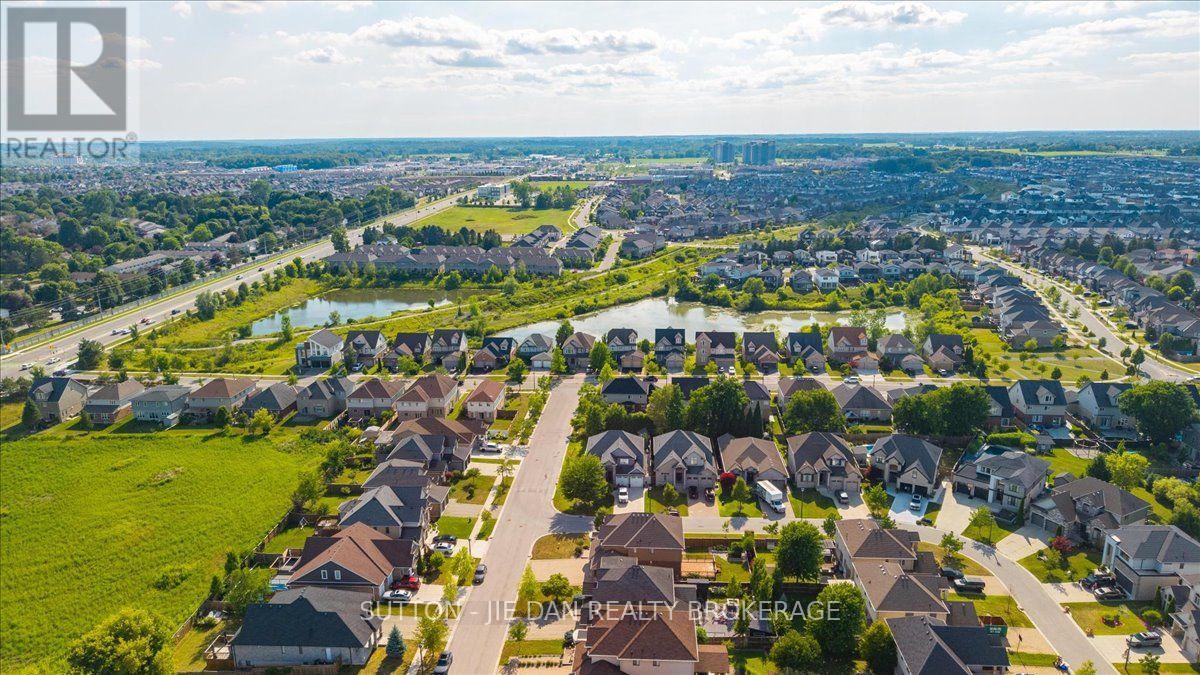 1304 Eagletrace Drive, London North, Ontario  N6G 0E9 - Photo 39 - X13649392