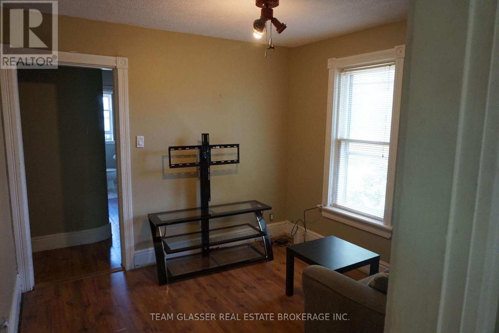 324 Queen Street W, Cambridge, Ontario  N3C 1G8 - Photo 6 - X13649394