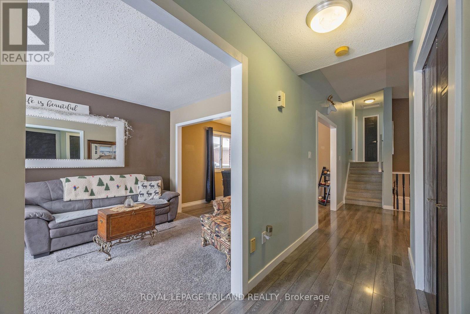 252 Josselyn Drive, London South, Ontario  N6E 3S5 - Photo 5 - X13649470