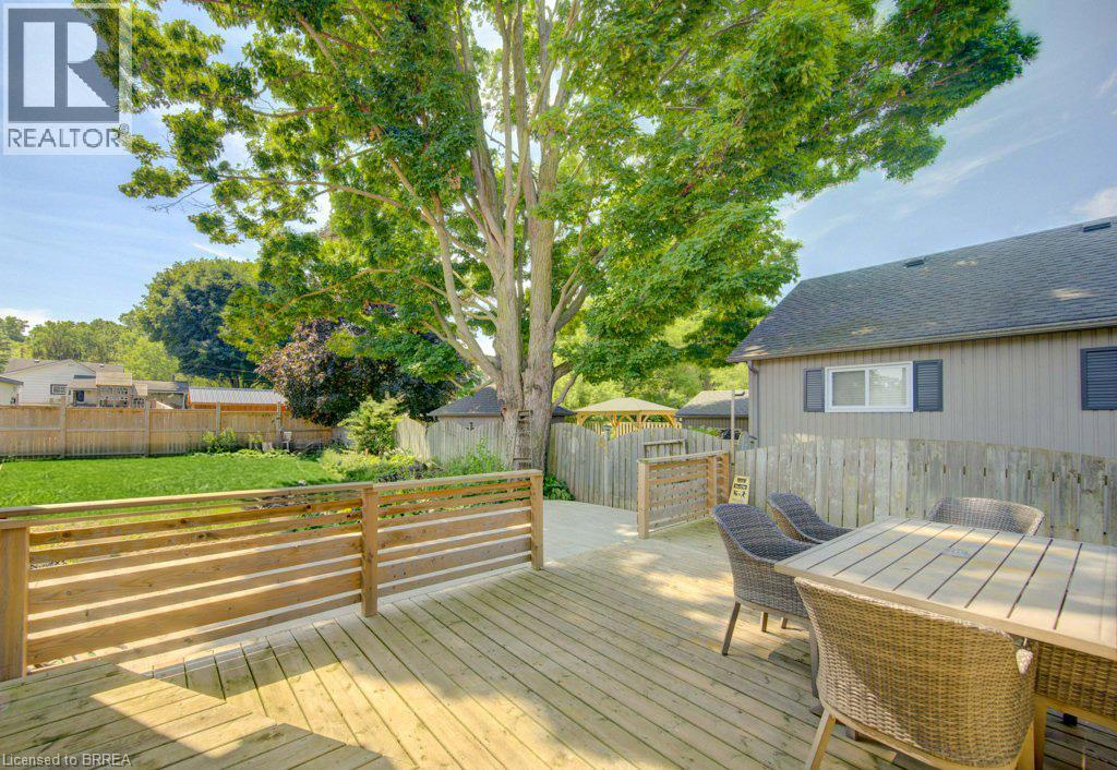 4 Wellington Street, Paris, Ontario  N3L 1S4 - Photo 45 - 40854087