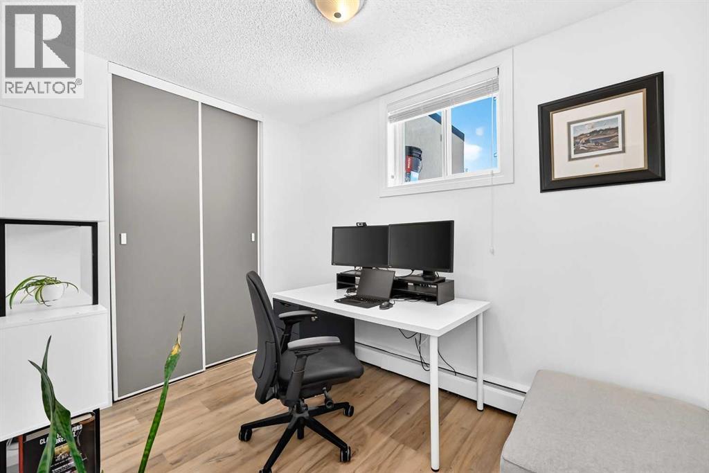 3, 3809 45 Street SW, Calgary, Alberta  T3E 3H4 - Photo 23 - A2326595
