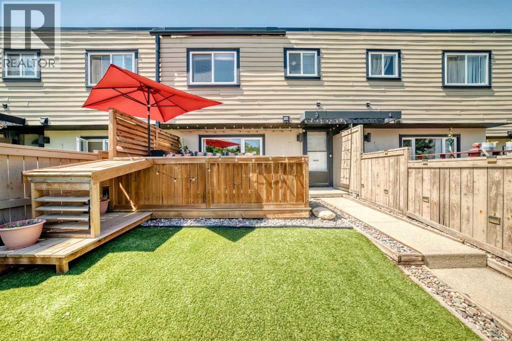 3, 3809 45 Street SW, Calgary, Alberta  T3E 3H4 - Photo 1 - A2326595