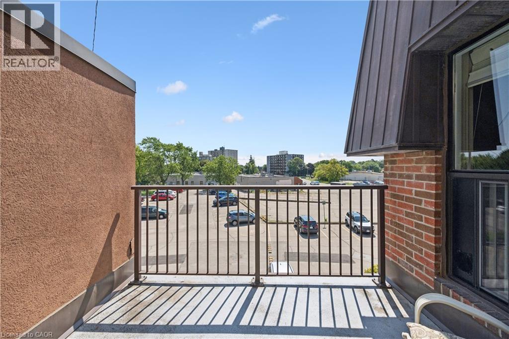 36 Hayhurst Road Unit# 329, Brantford, Ontario  N3R 5Y9 - Photo 16 - 40852462