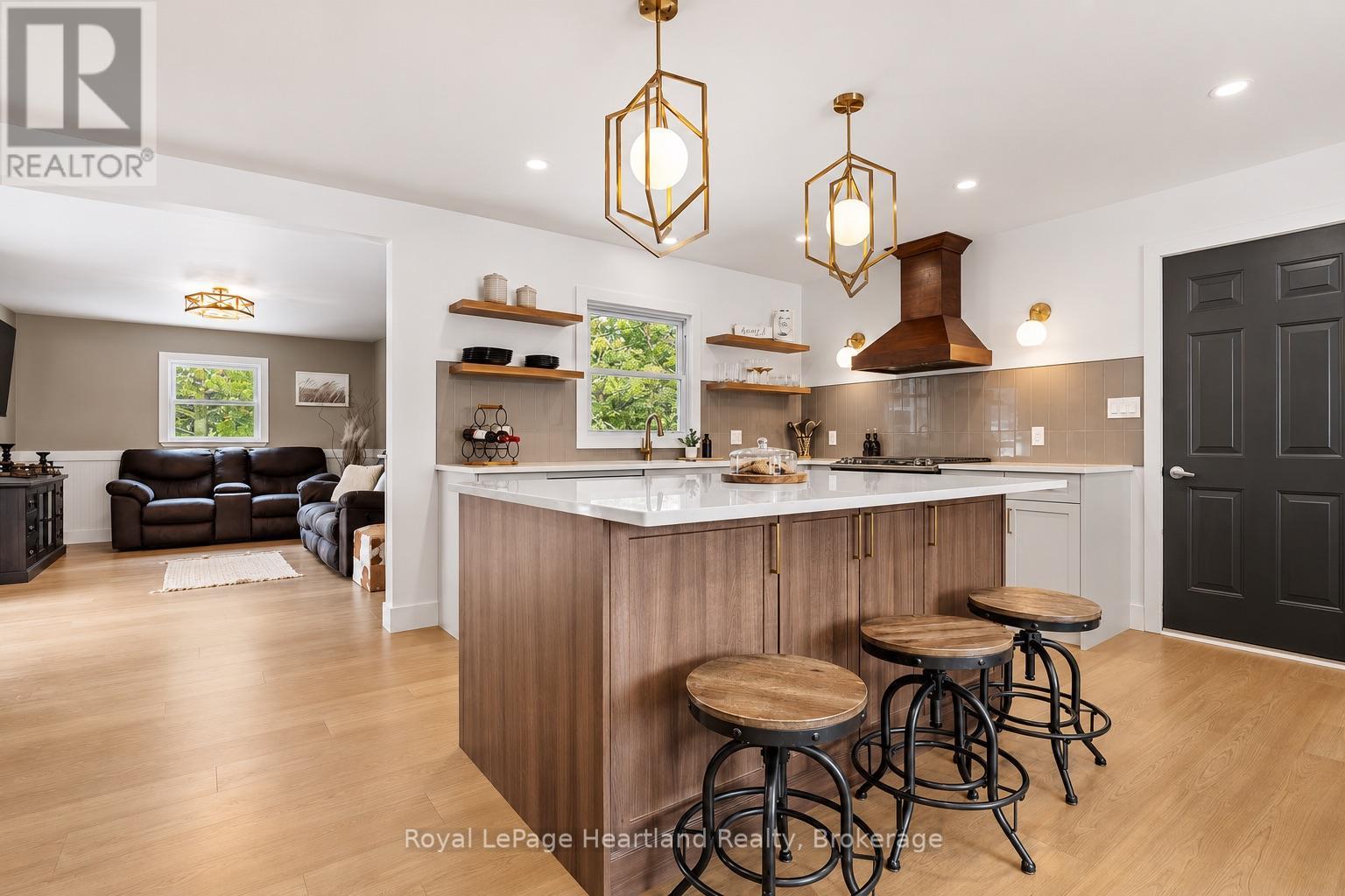 77 Chalk Street N, Huron East, Ontario  N0K 1W0 - Photo 6 - X13413782