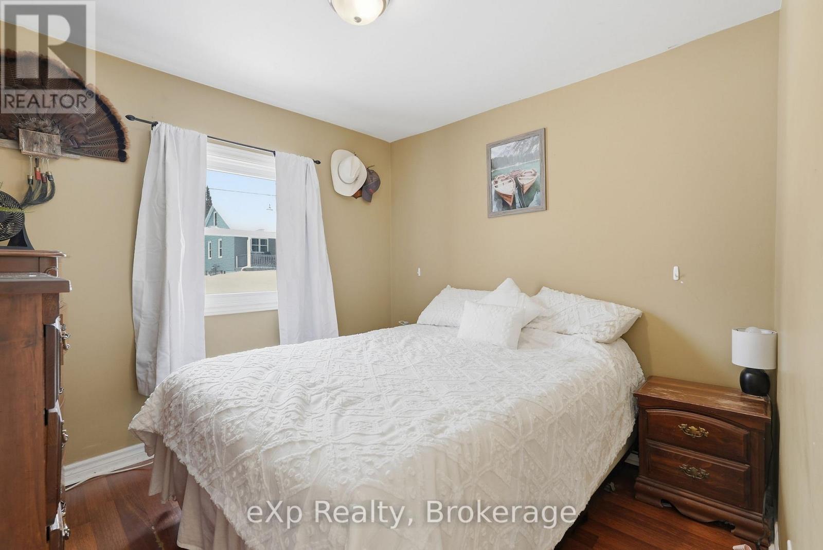 361 William Street, Wellington North, Ontario  N0G 2L3 - Photo 14 - X13638750