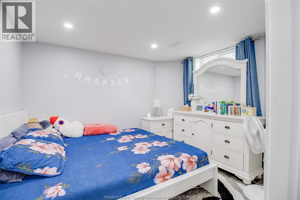 2759 Mckay Avenue, Windsor, Ontario  N9E 2P7 - Photo 15 - 26019118