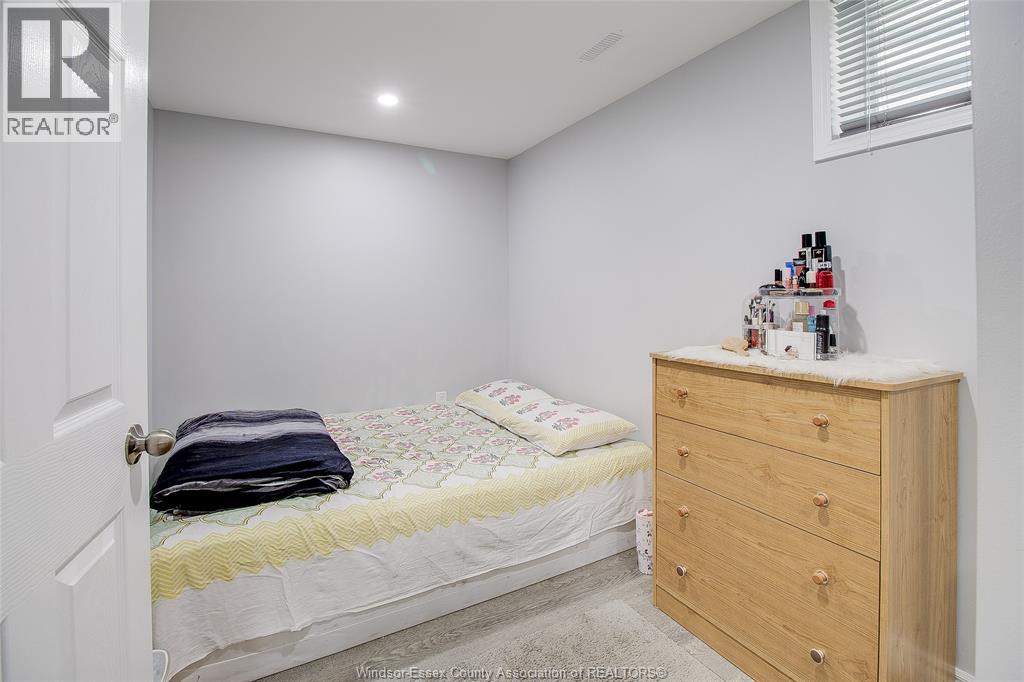 2759 Mckay Avenue, Windsor, Ontario  N9E 2P7 - Photo 23 - 26019118