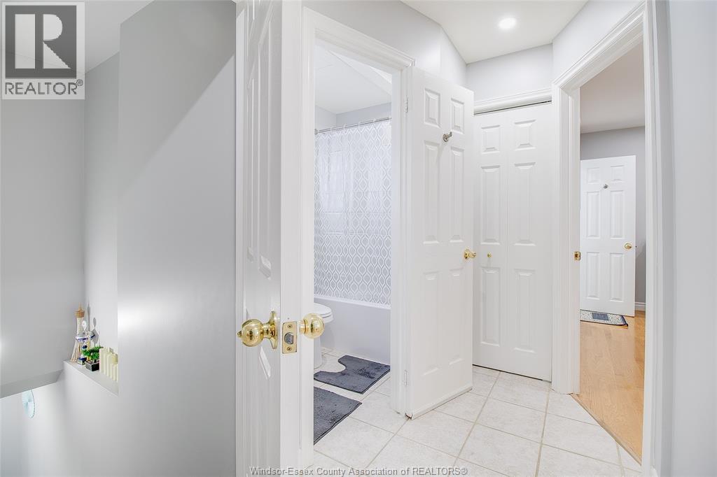 2759 Mckay Avenue, Windsor, Ontario  N9E 2P7 - Photo 39 - 26019118