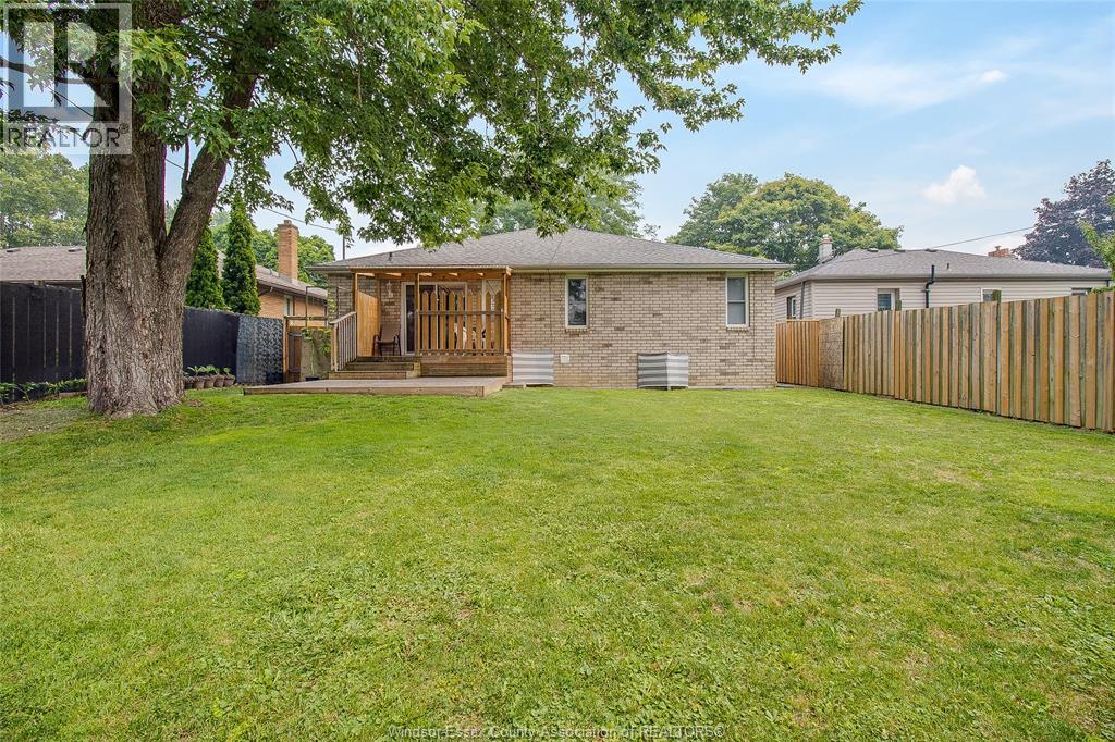 2759 Mckay Avenue, Windsor, Ontario  N9E 2P7 - Photo 44 - 26019118