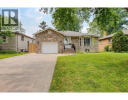 2759 MCKAY AVENUE, Windsor, Ontario