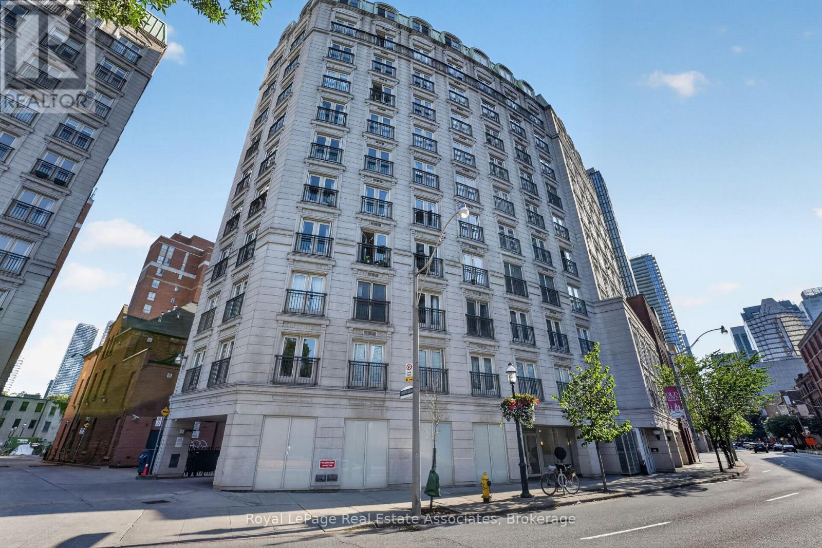 1006 - 115 Richmond Street E, Toronto, Ontario  M5C 3H6 - Photo 1 - C13645826