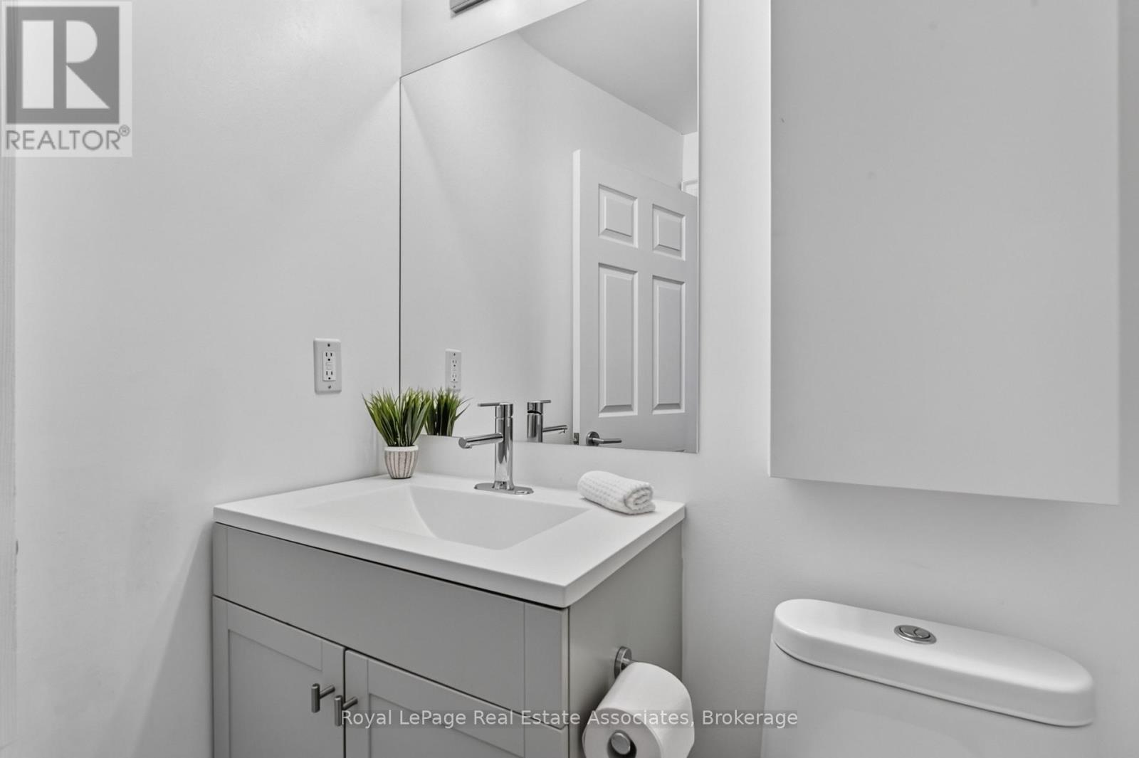1006 - 115 Richmond Street E, Toronto, Ontario  M5C 3H6 - Photo 26 - C13645826