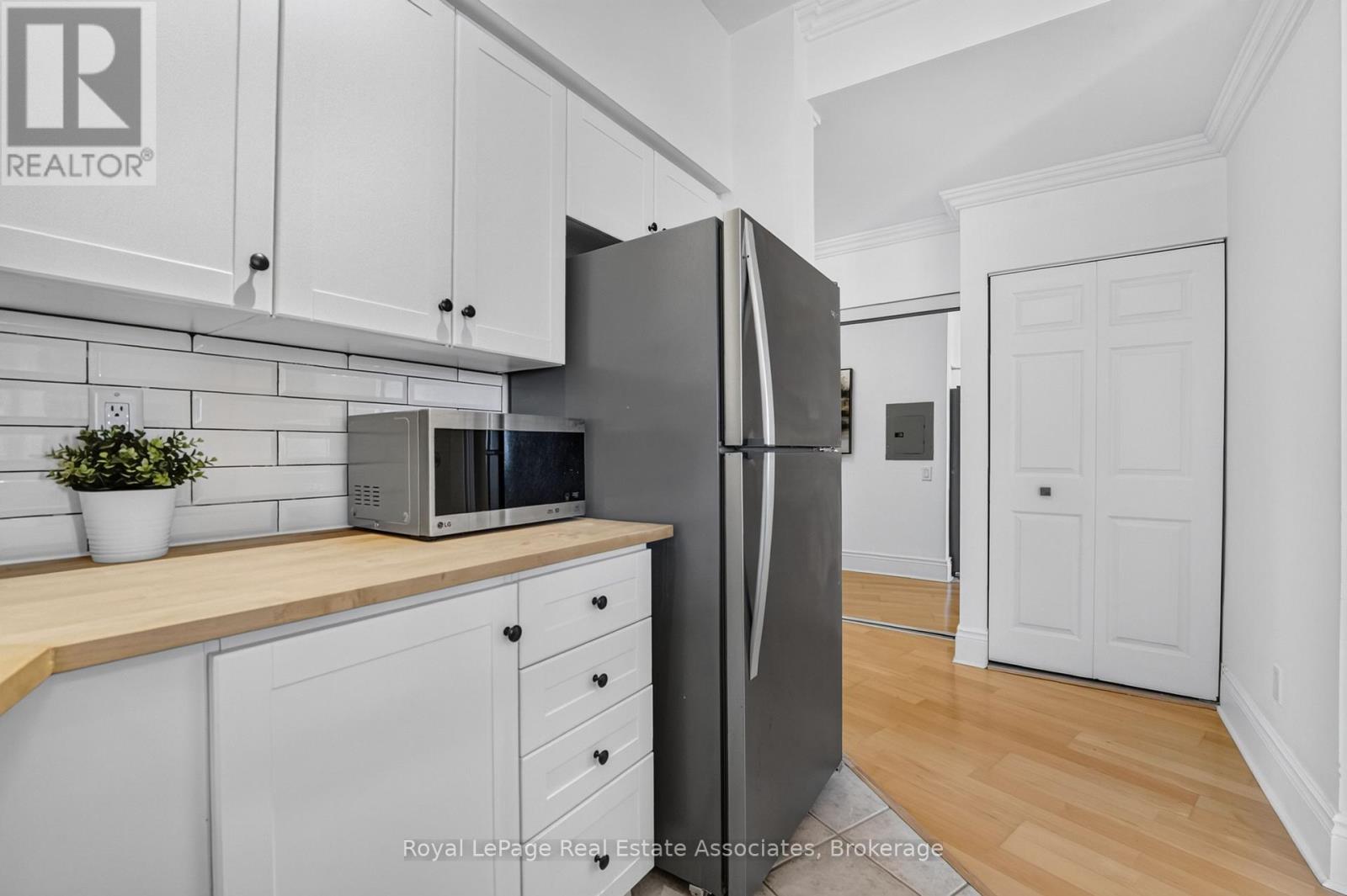 1006 - 115 Richmond Street E, Toronto, Ontario  M5C 3H6 - Photo 5 - C13645826