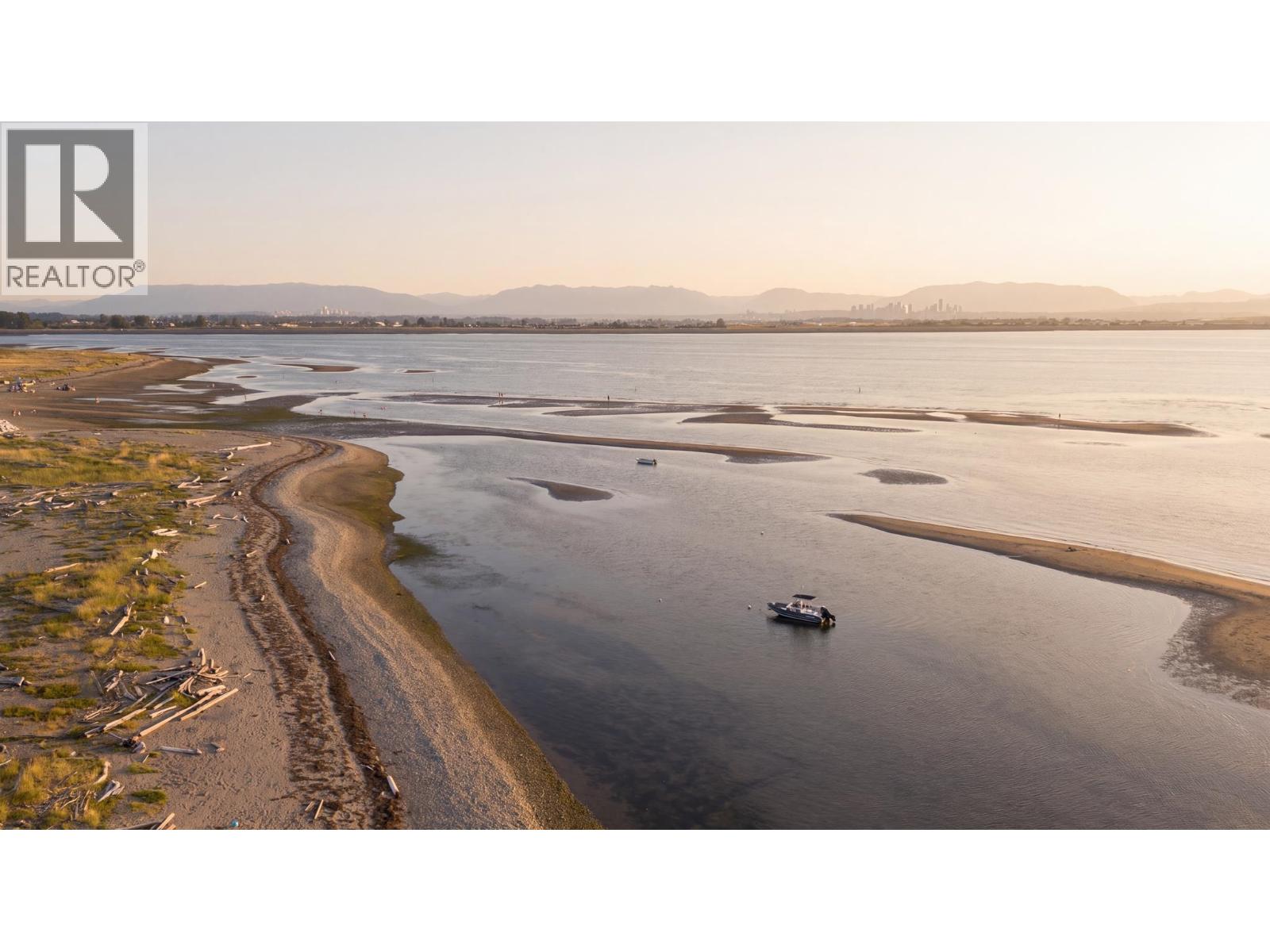 327 6505 3 AVENUE, Tsawwassen, British Columbia