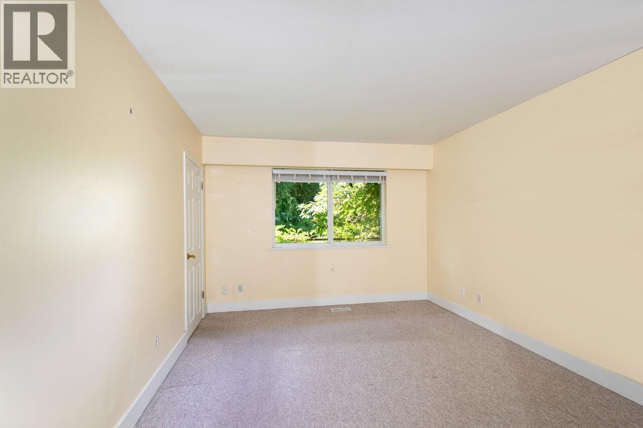 545 E Kings Road, North Vancouver, British Columbia  V7N 1J2 - Photo 11 - R3153650