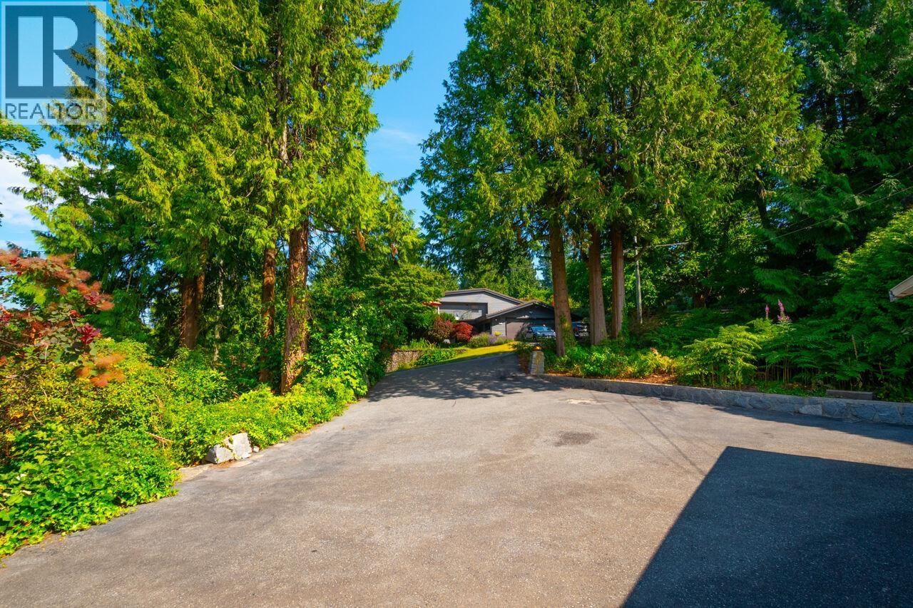 545 E Kings Road, North Vancouver, British Columbia  V7N 1J2 - Photo 5 - R3153650