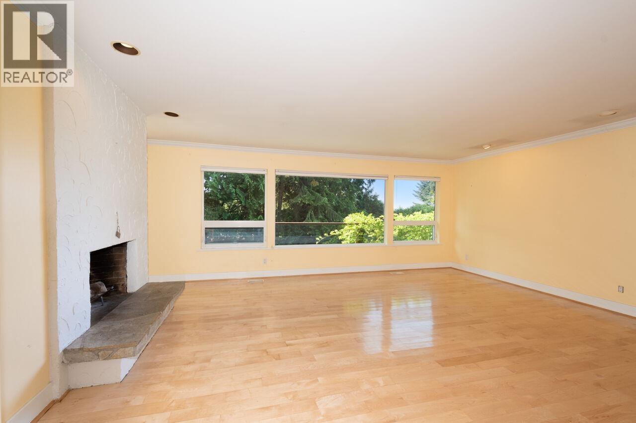 545 E Kings Road, North Vancouver, British Columbia  V7N 1J2 - Photo 6 - R3153650