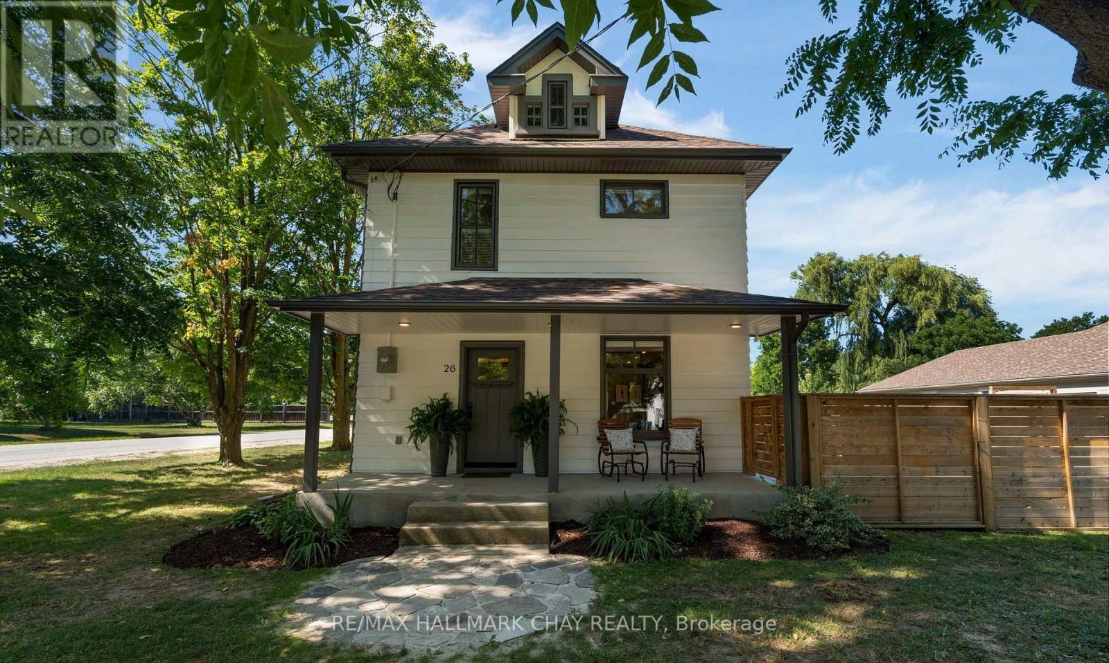 26 Edward Street W, Clearview, Ontario  L0M 1G0 - Photo 1 - S13646486
