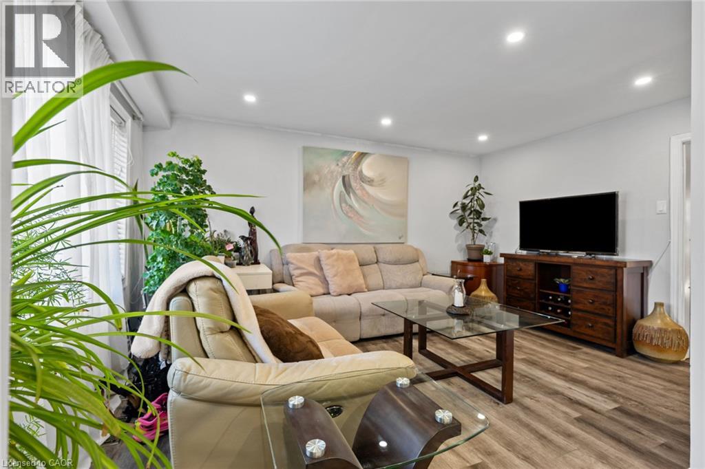 24 Bramhall Circle, Brampton, Ontario  L6V 2G4 - Photo 5 - 40853358