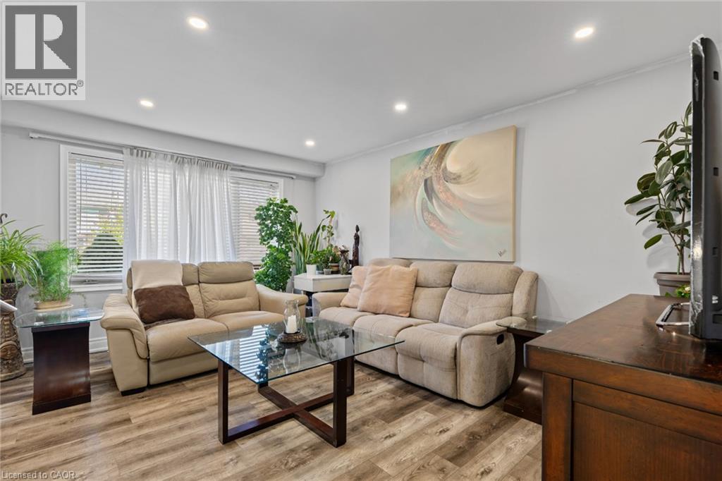 24 Bramhall Circle, Brampton, Ontario  L6V 2G4 - Photo 6 - 40853358