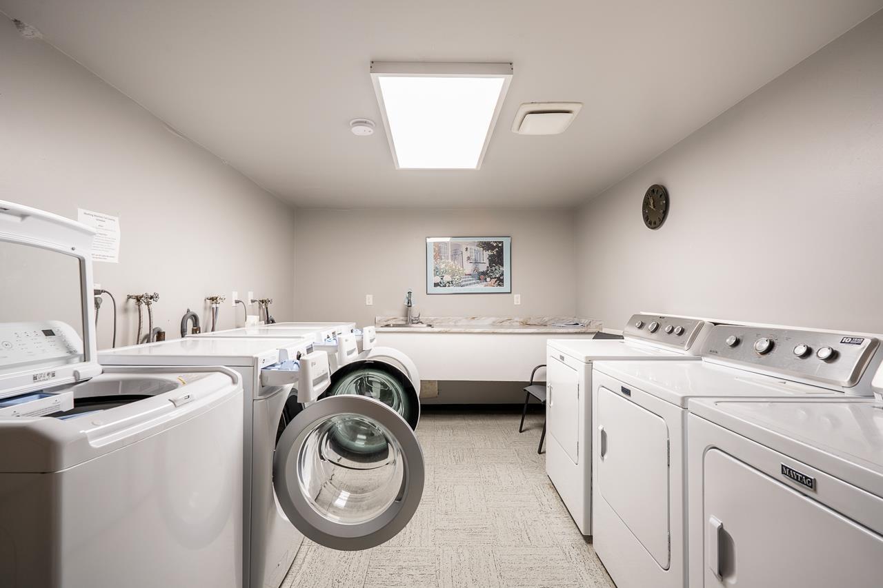 208 15020 North Bluff Road, White Rock, British Columbia  V4B 5A4 - Photo 25 - R3153458