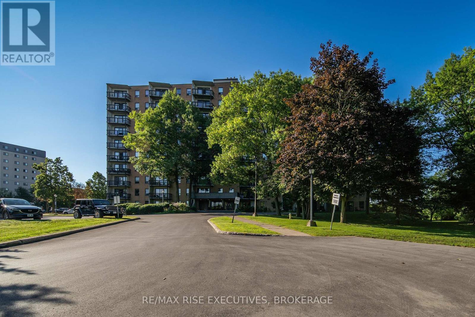 310 - 66 Greenview Drive, Kingston, Ontario K7M 7C5 - Photo 2 - X13649496