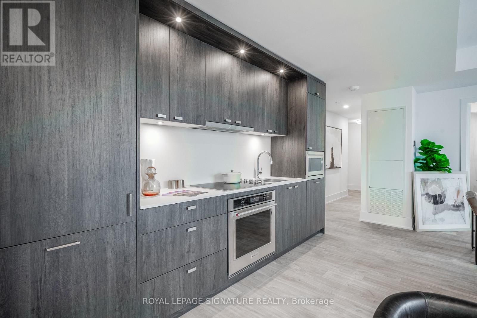 613 - 115 Denison Avenue, Toronto, Ontario  M5T 2N1 - Photo 10 - C13649414